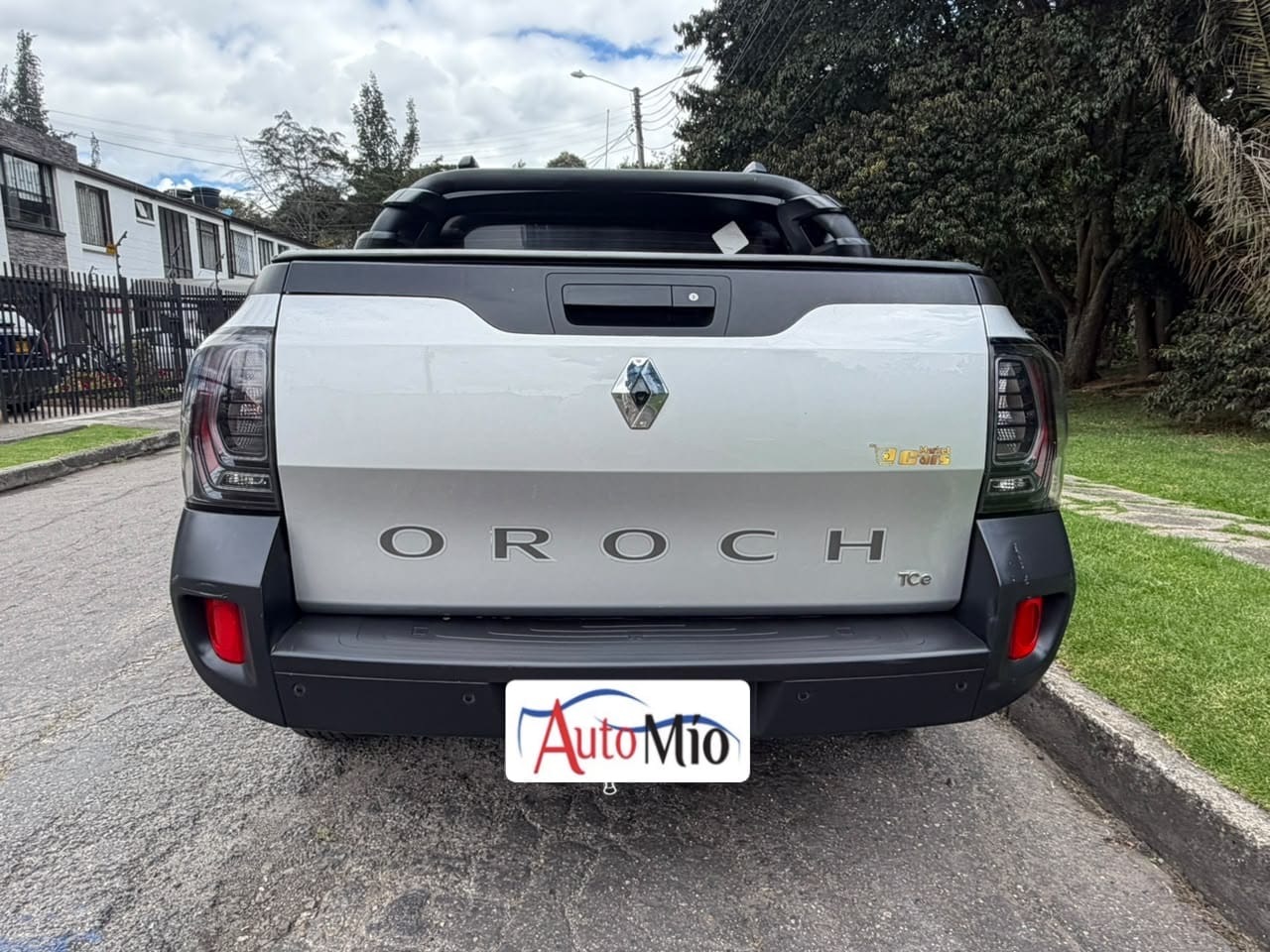 RENAULT DUSTER OROCH INTENS