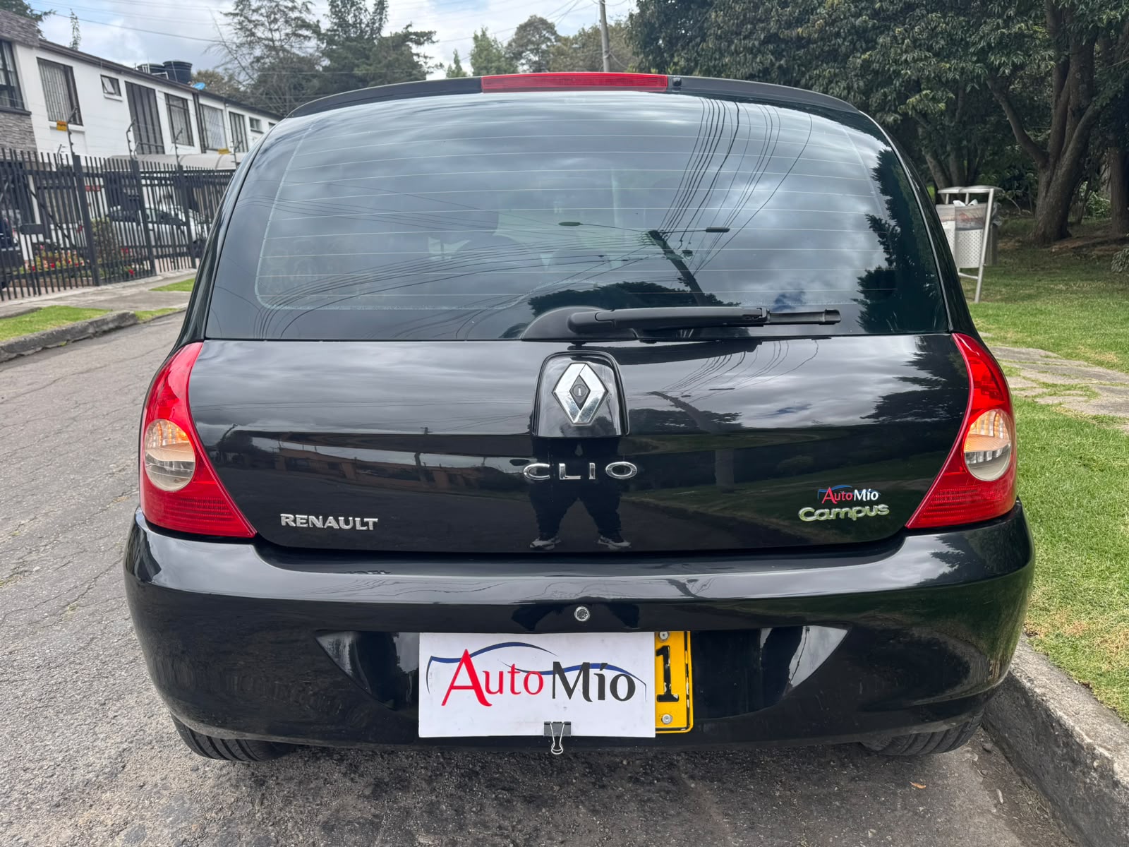 RENAULT CLIO CAMPUS