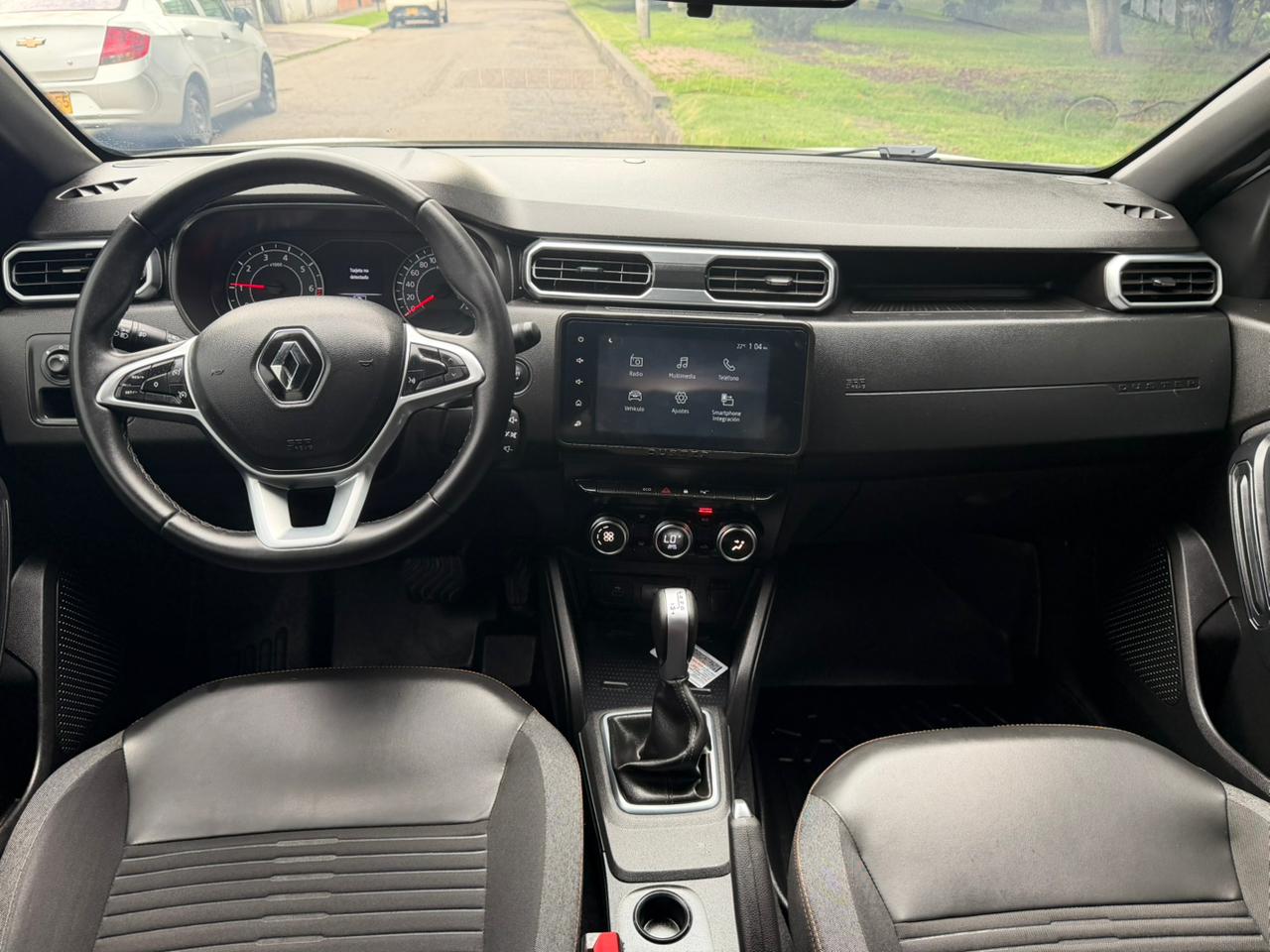 RENAULT DUSTER
