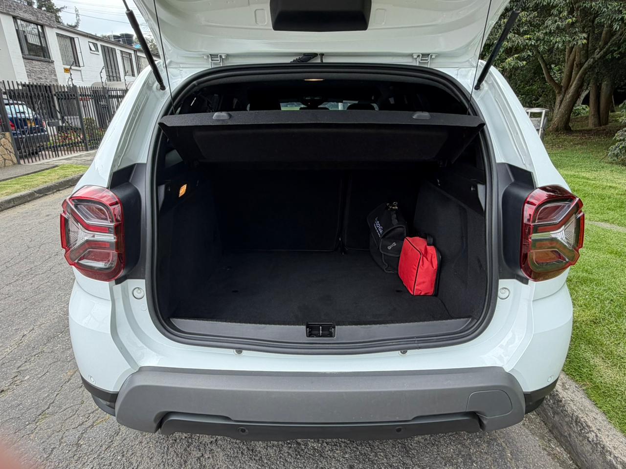 RENAULT DUSTER