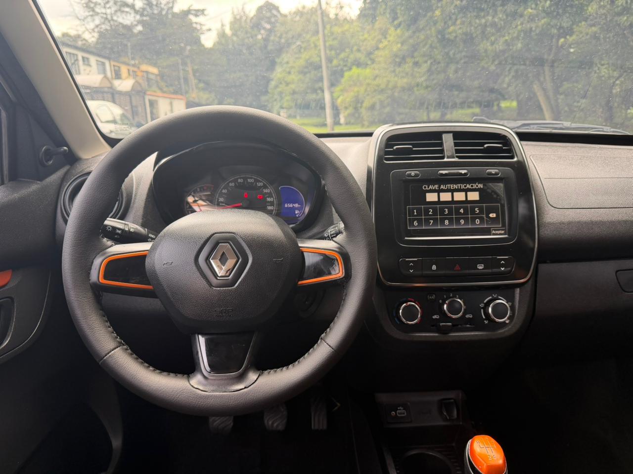 RENAULT KWID