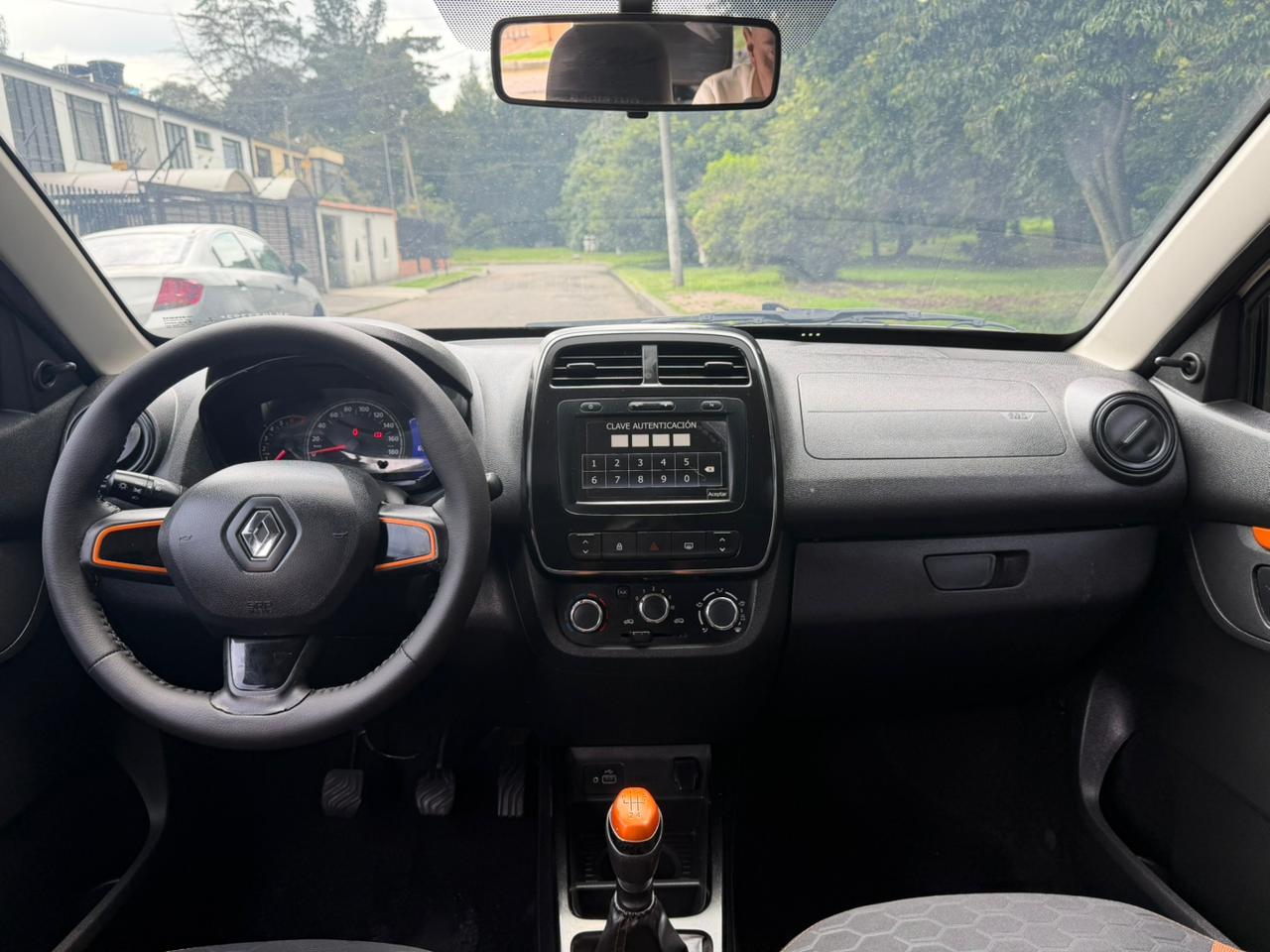 RENAULT KWID