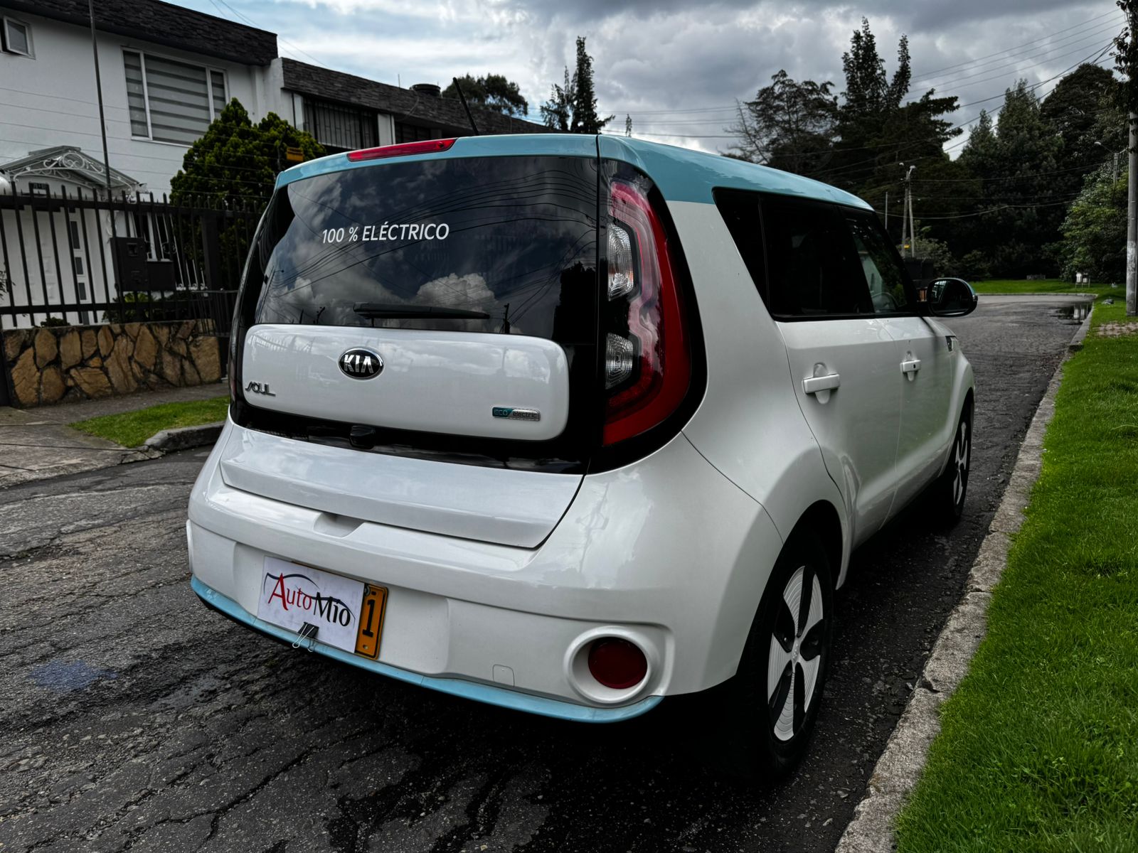 KIA SOUL