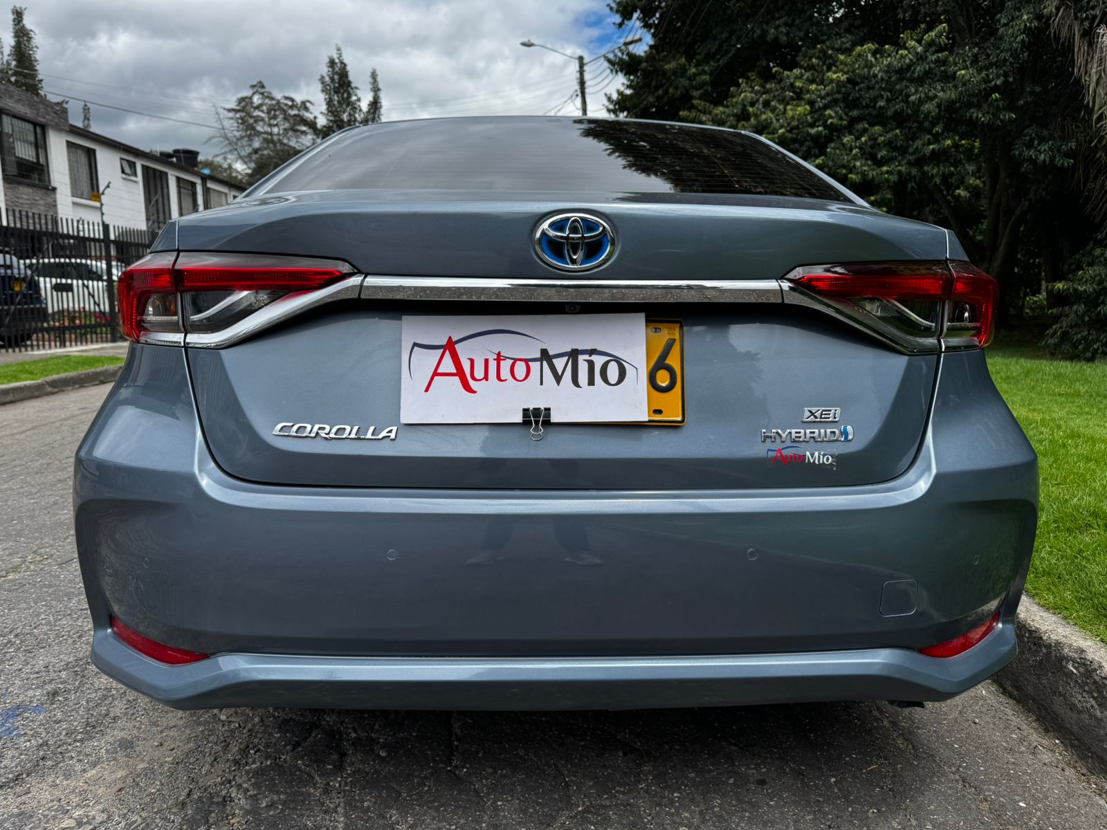 TOYOTA COROLLA