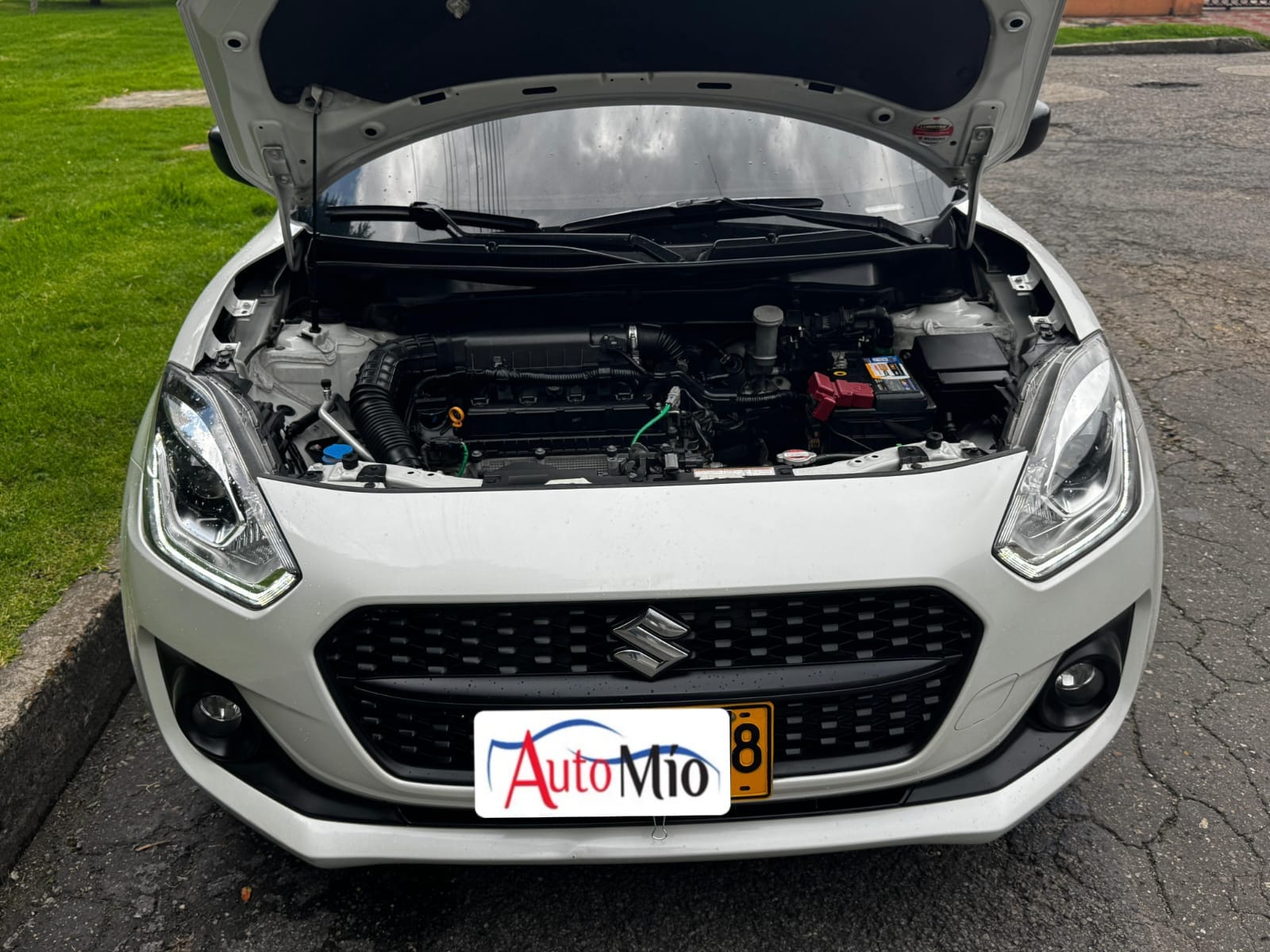 SUZUKI SWIFT