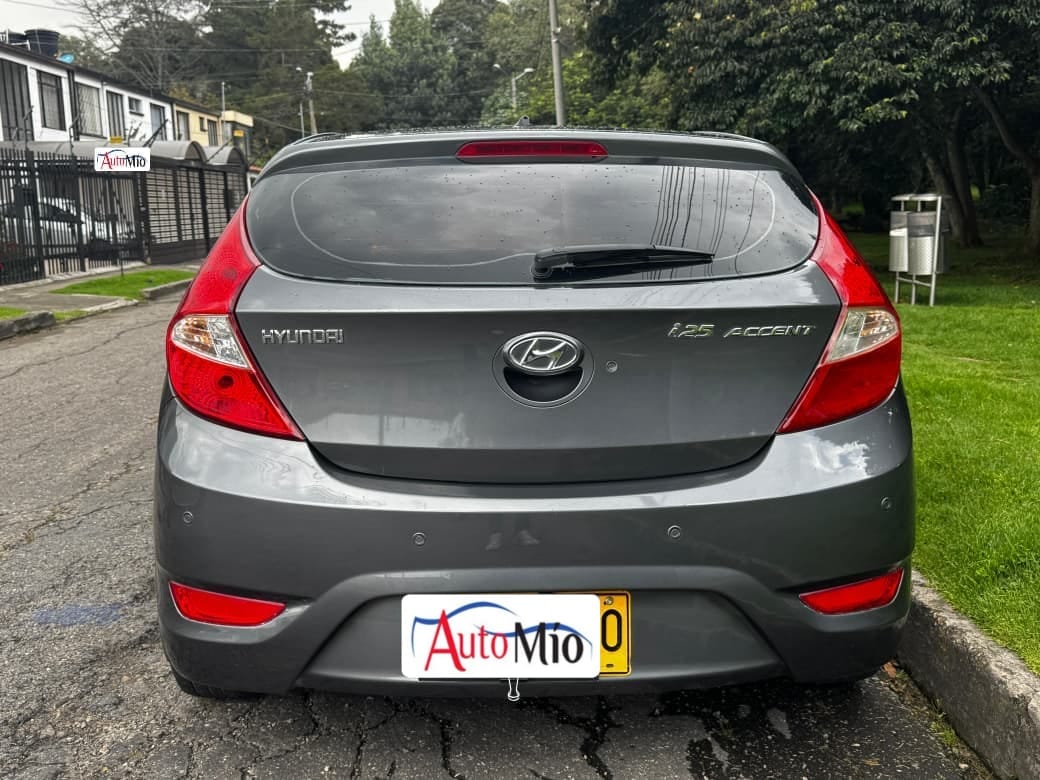 HYUNDAI ACCENT