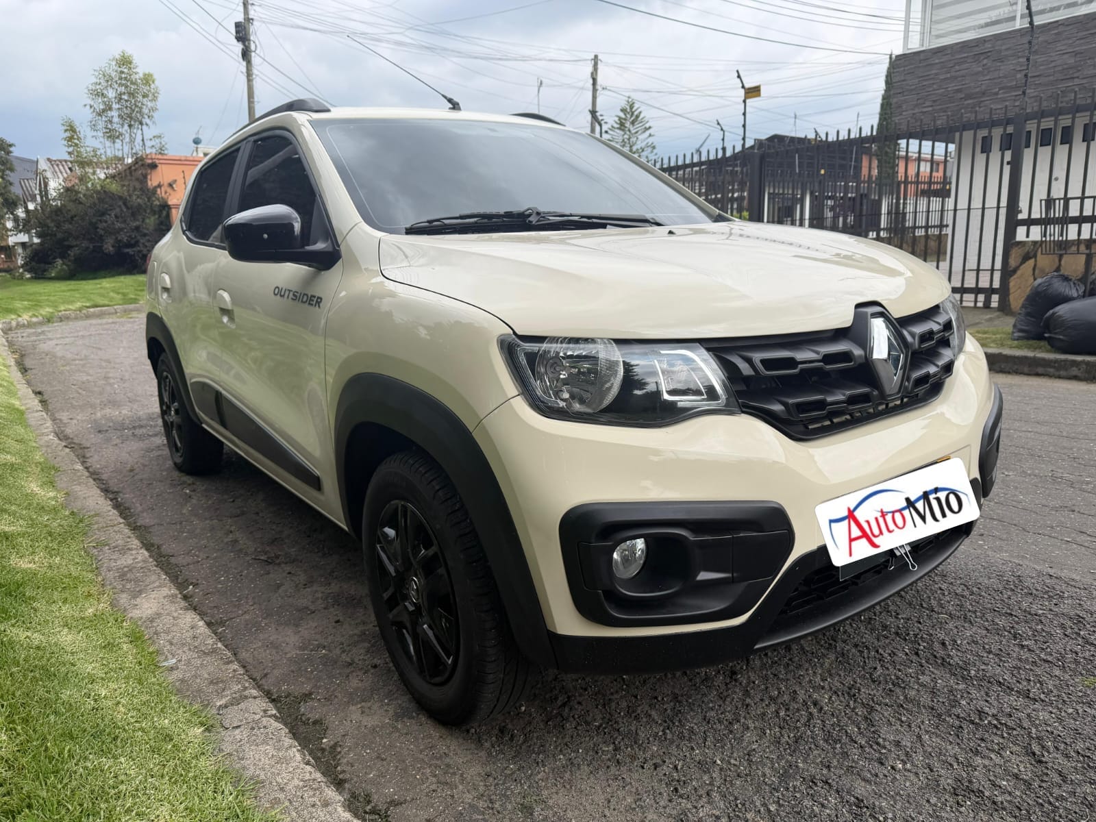 RENAULT KWID
