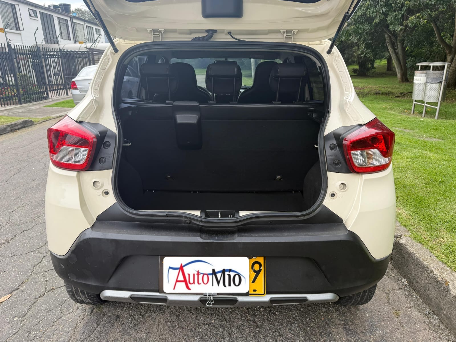 RENAULT KWID