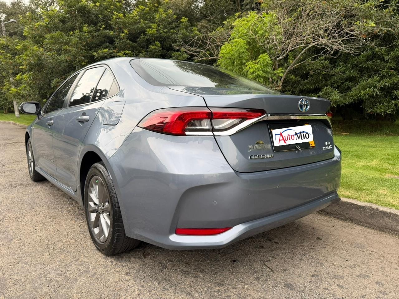 TOYOTA COROLLA