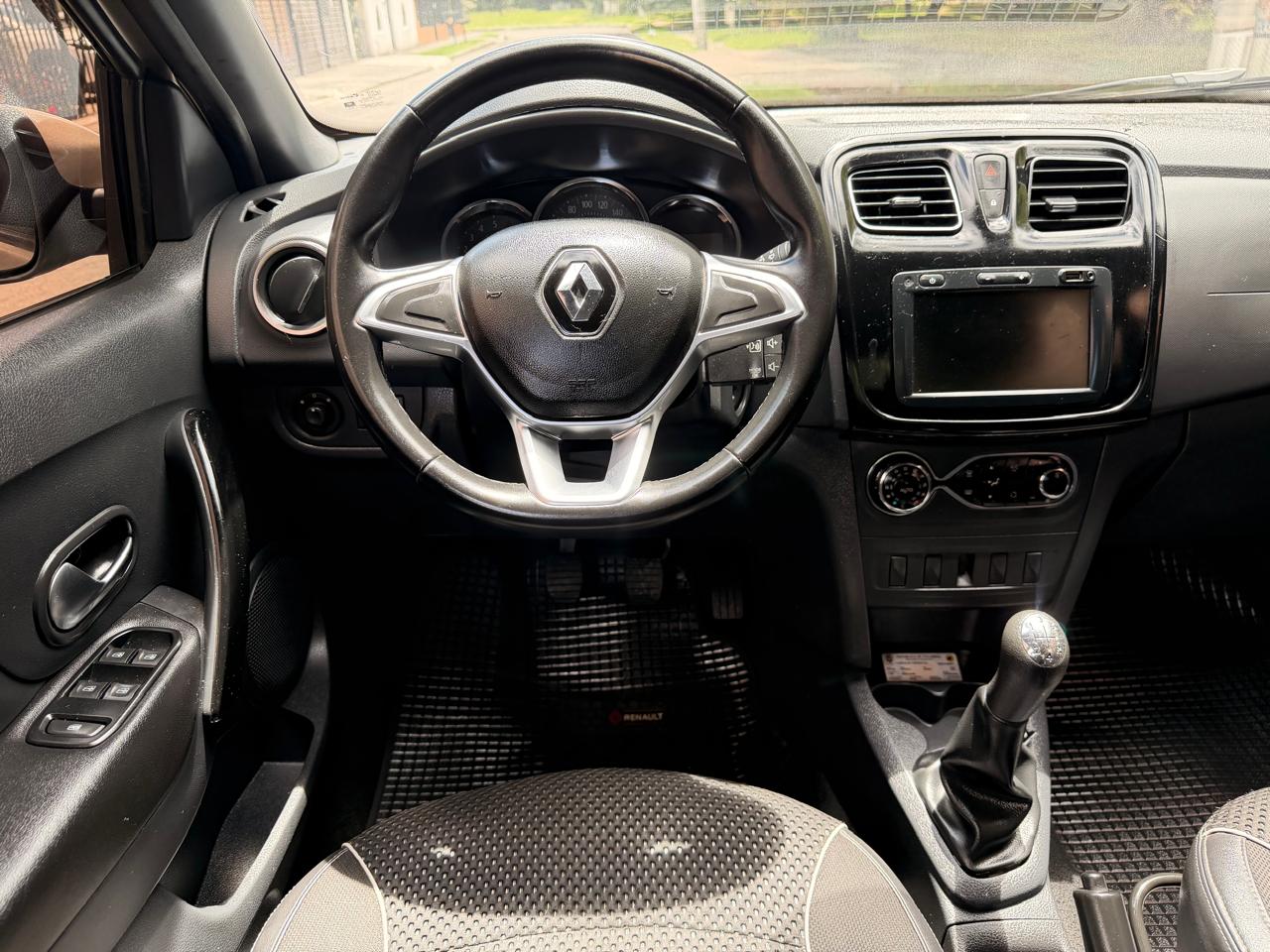 Renault Logan Zen/intens 2023