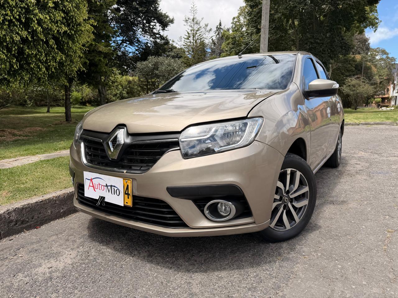 Renault Logan Zen/intens 2023