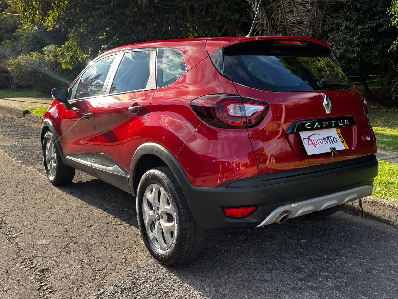RENAULT CAPTUR
