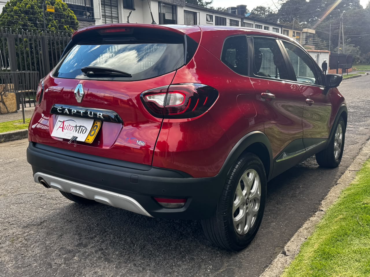 RENAULT CAPTUR
