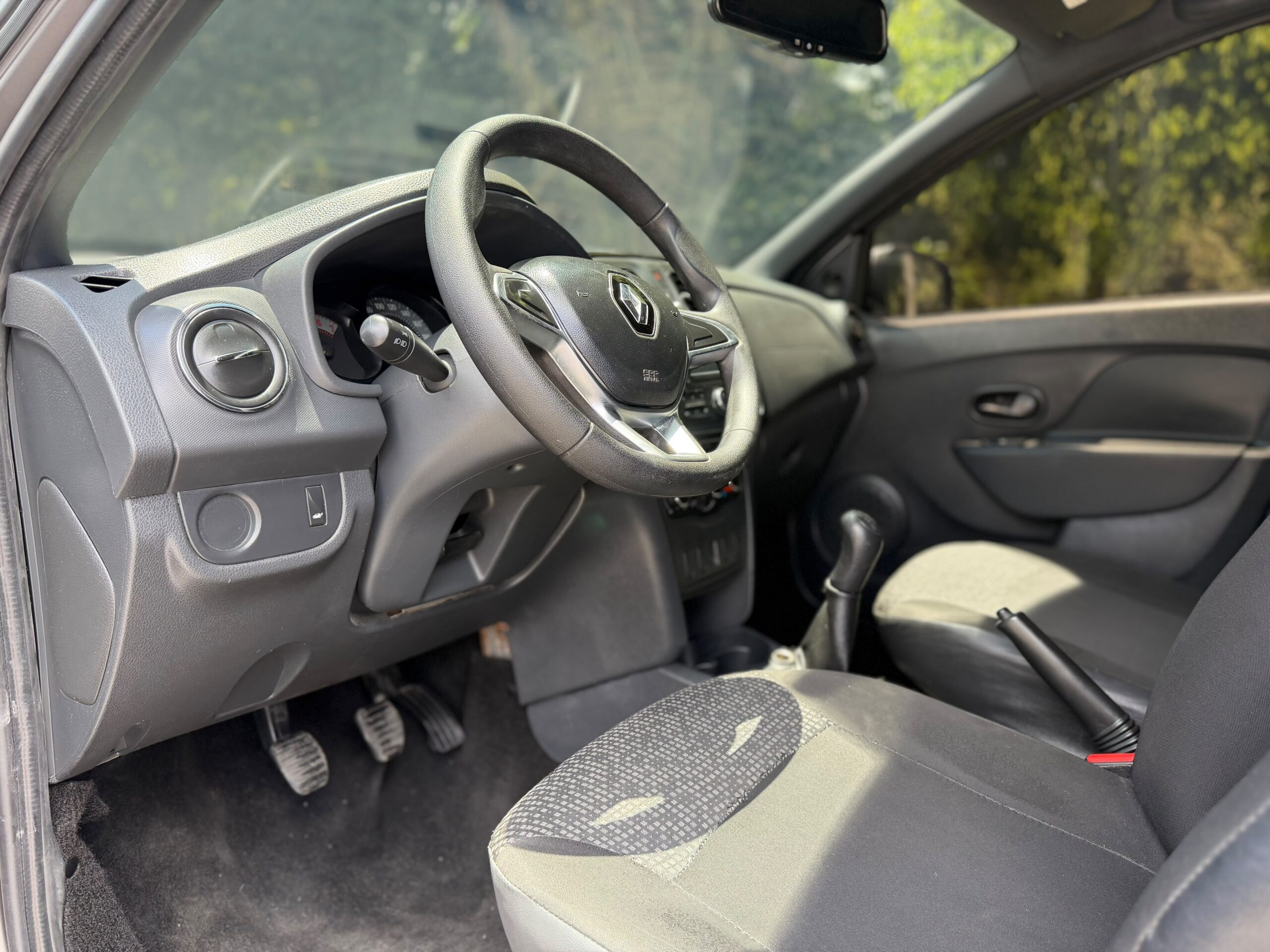 RENAULT SANDERO 2023