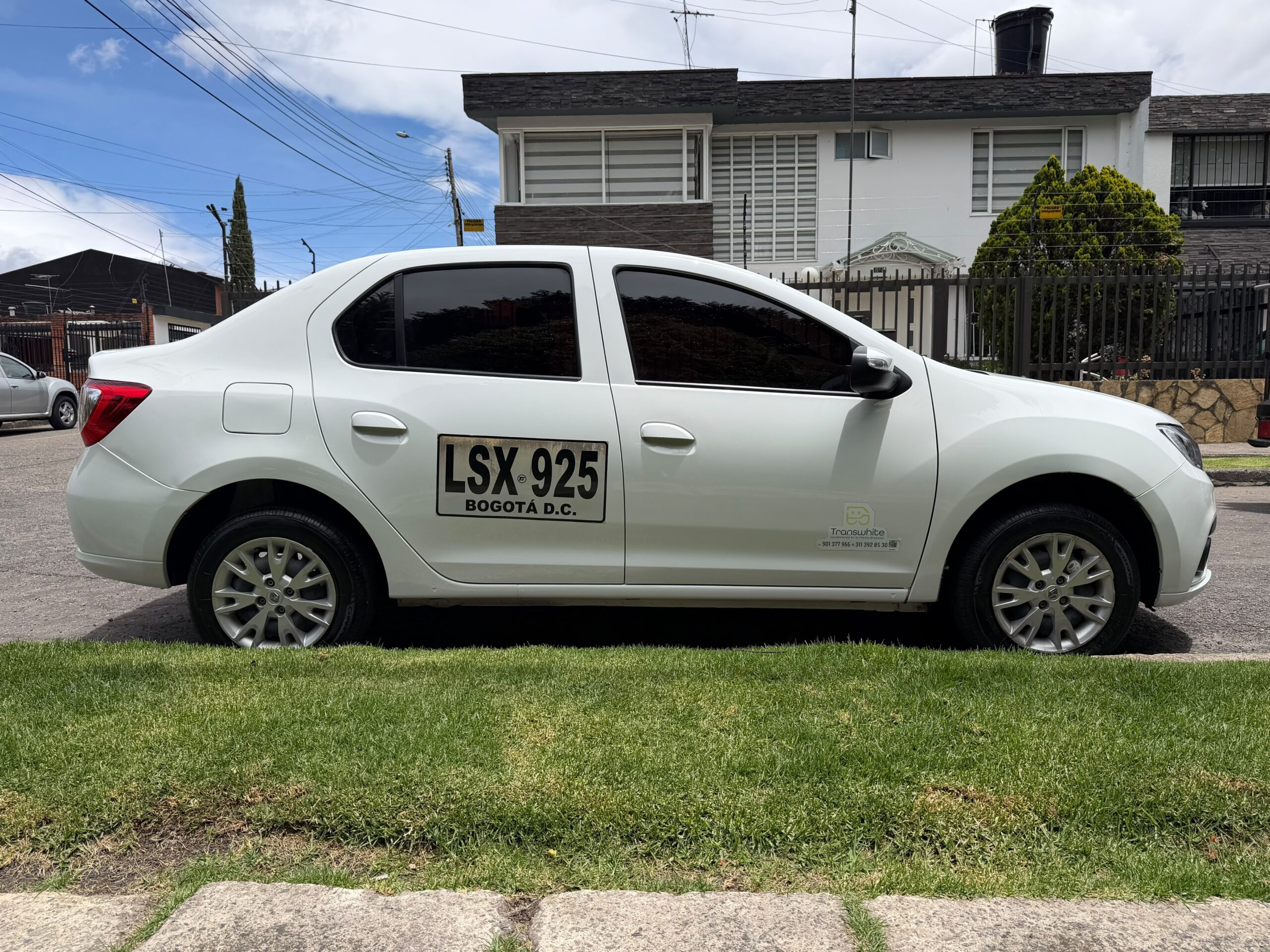 Renault Logan 2023