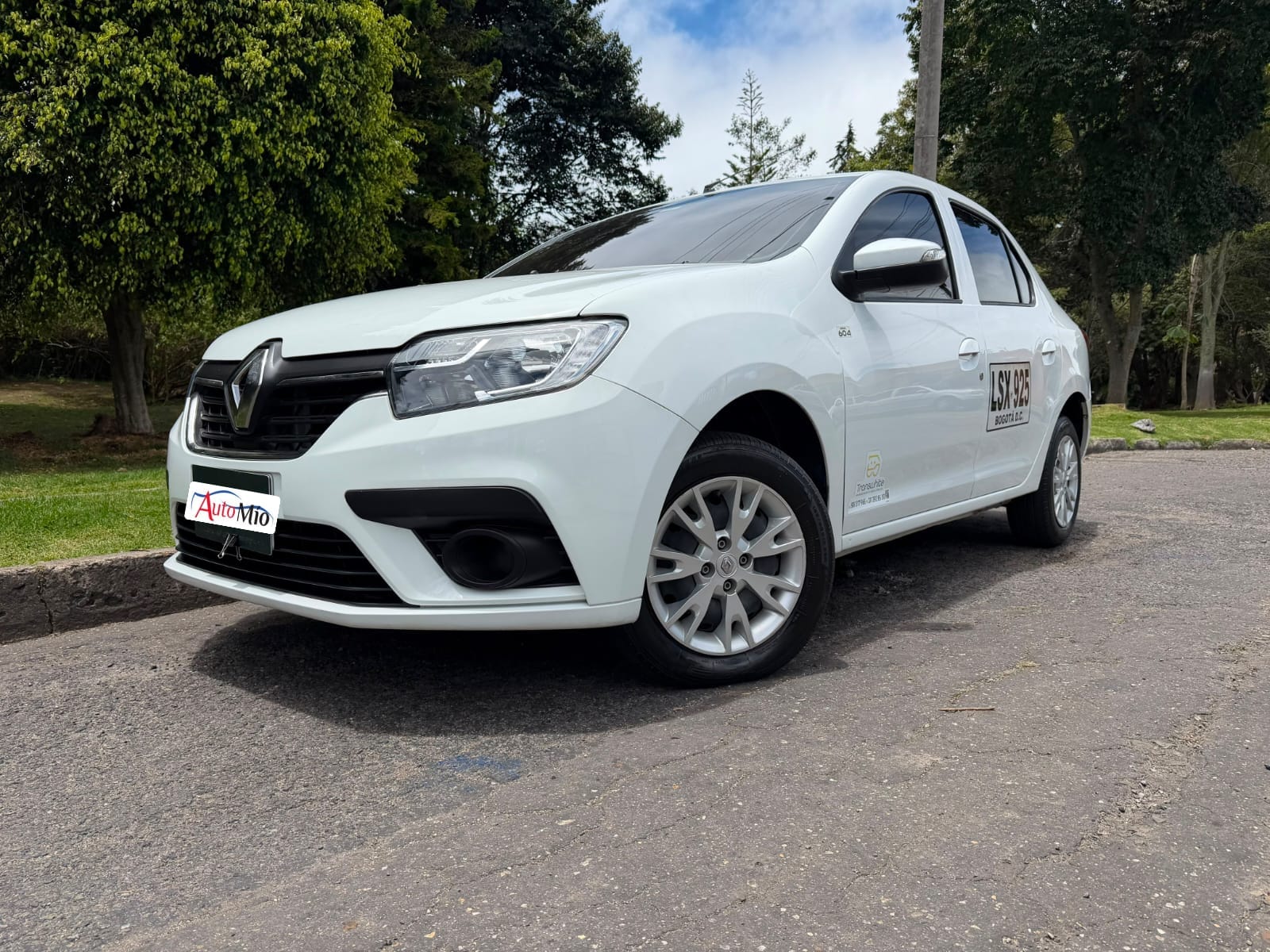 Renault Logan 2023