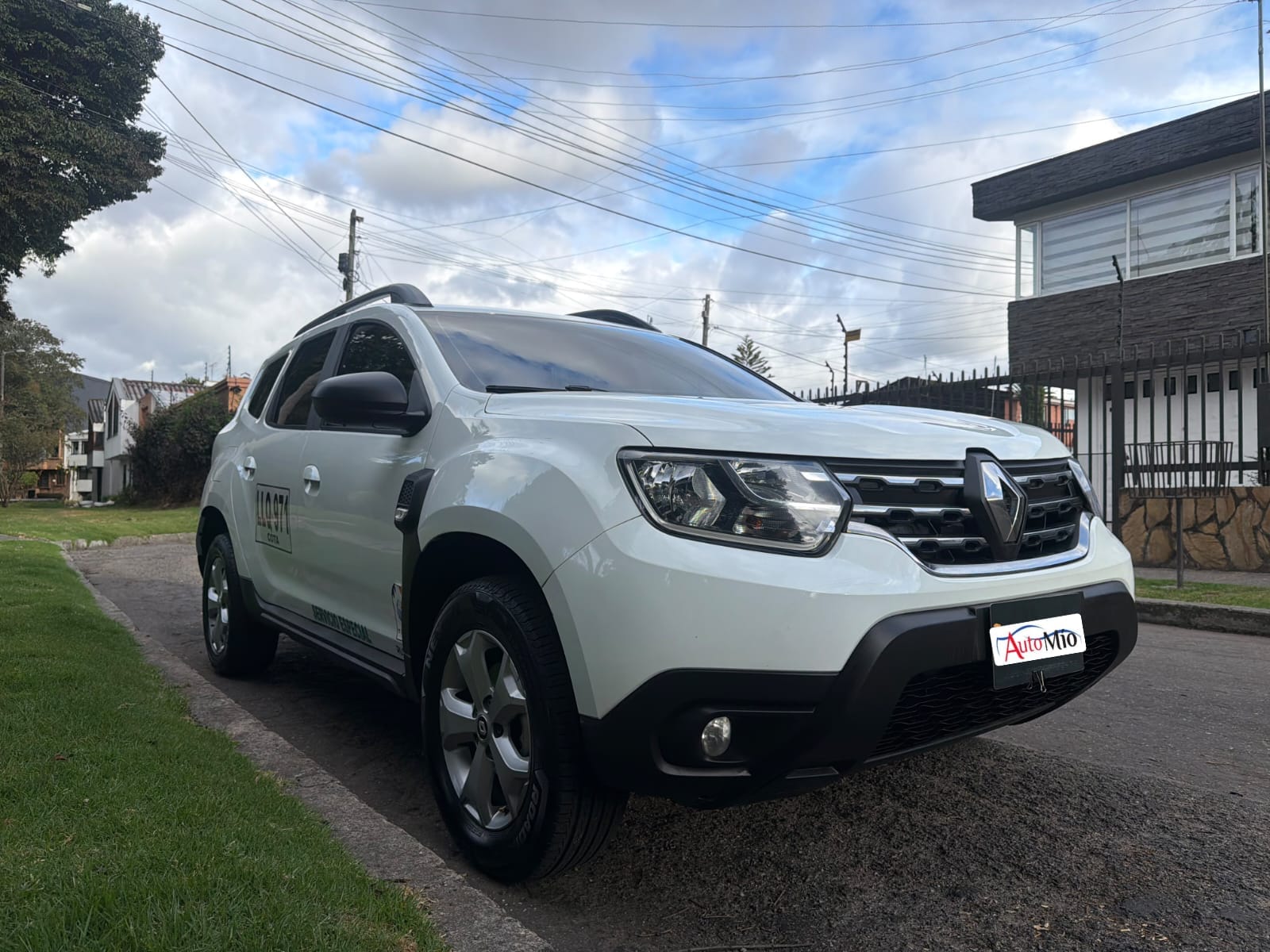 RENAULT DUSTER 2024