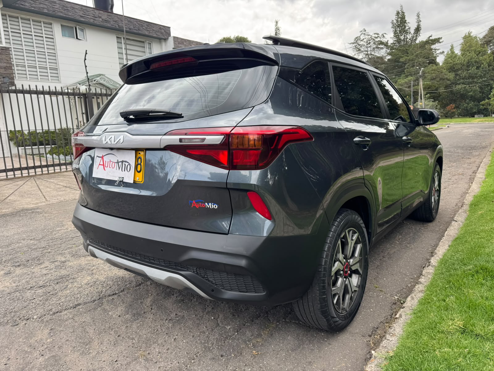 KIA SELTOS