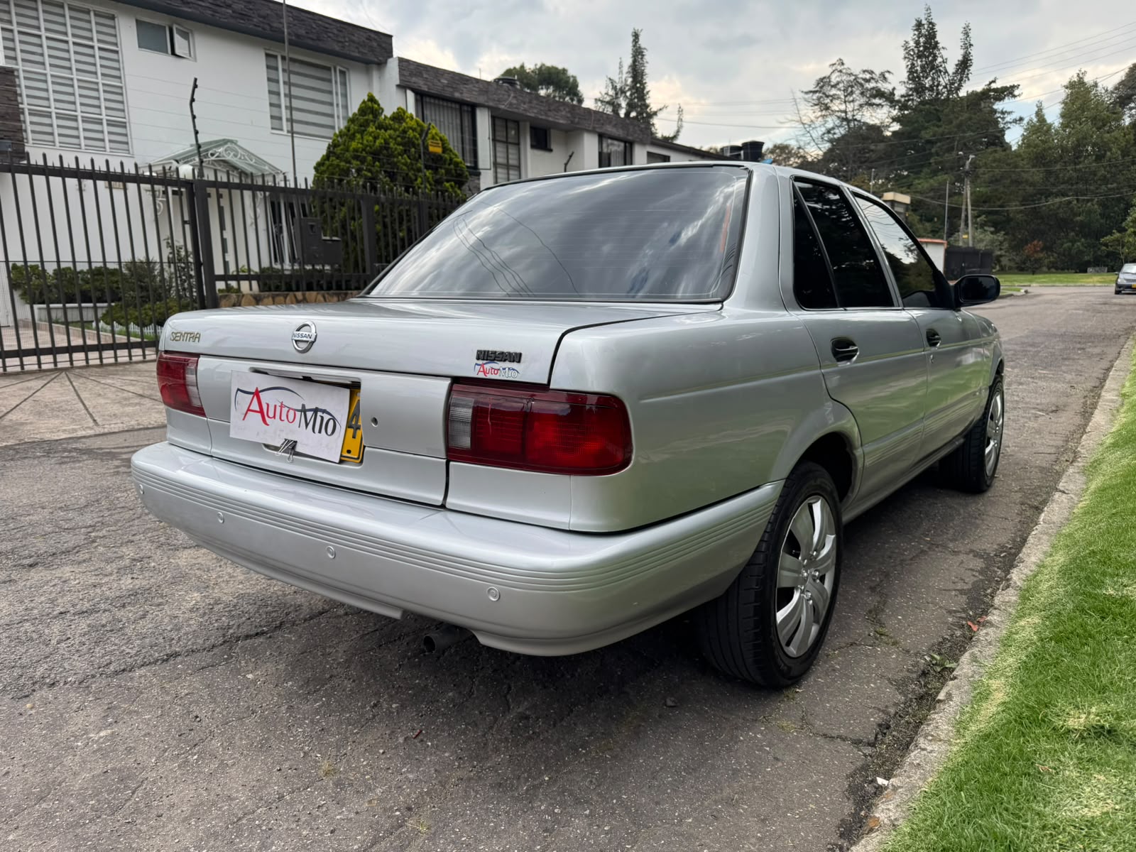 Nissan Sentra 1.6 B13