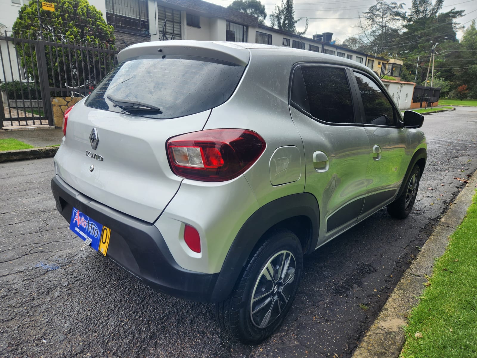 Renault Kwid 1.0 Intens