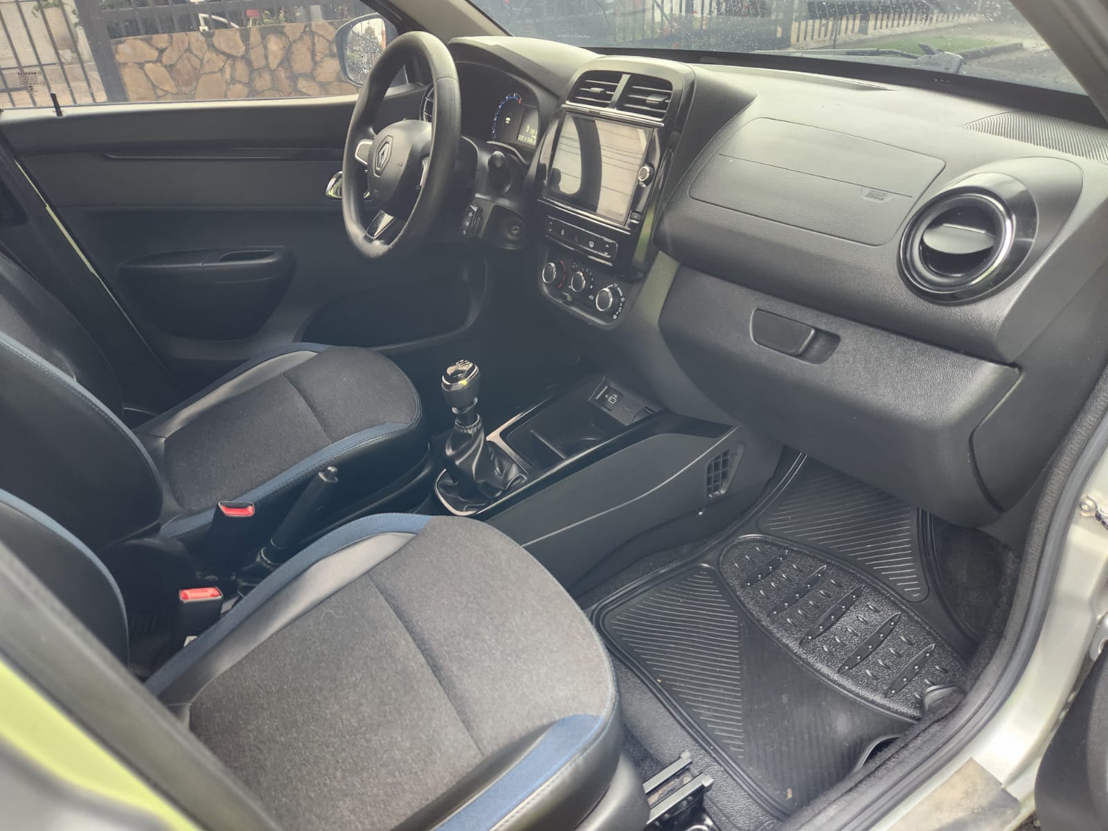 Renault Kwid 1.0 Intens