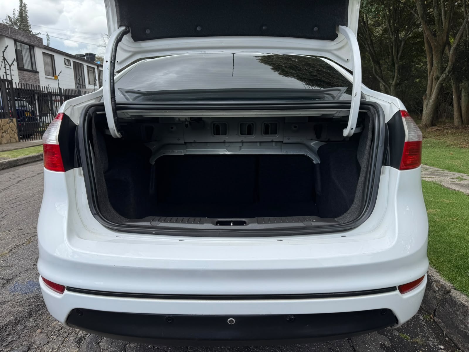 Ford Fiesta 1.6 Se Sedan At