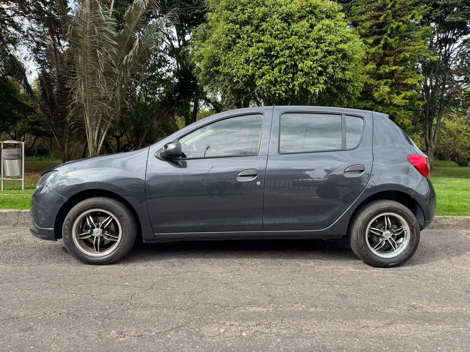 Renault Sandero 1.6 Life 2019